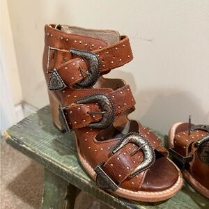 Freebird Tan Leather Heeled Sandals with Buckles